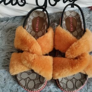 NWT COACH Tally Shearling Sandals Size 7.5